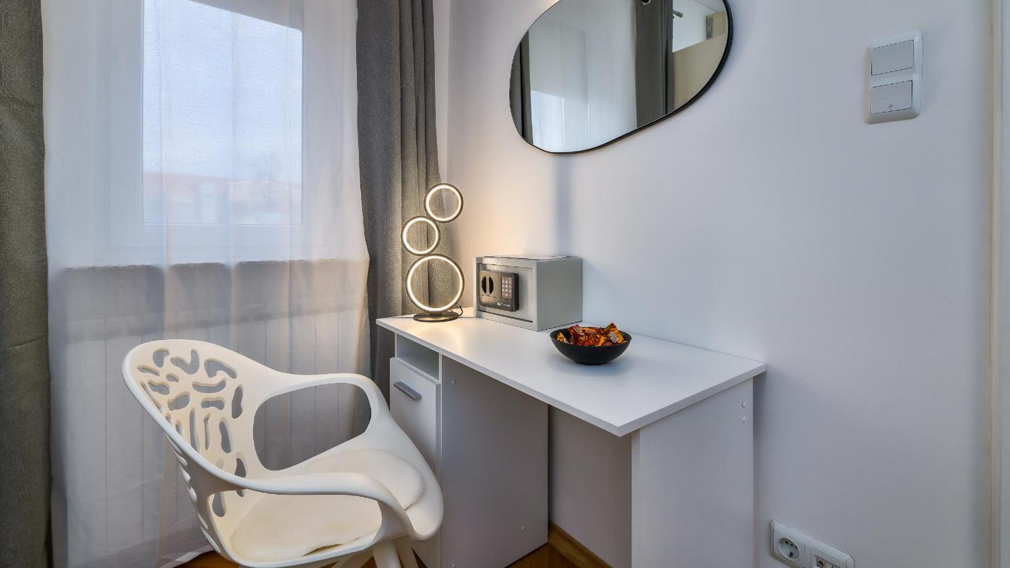 Iva'S Central Apartment Zagabria Esterno foto